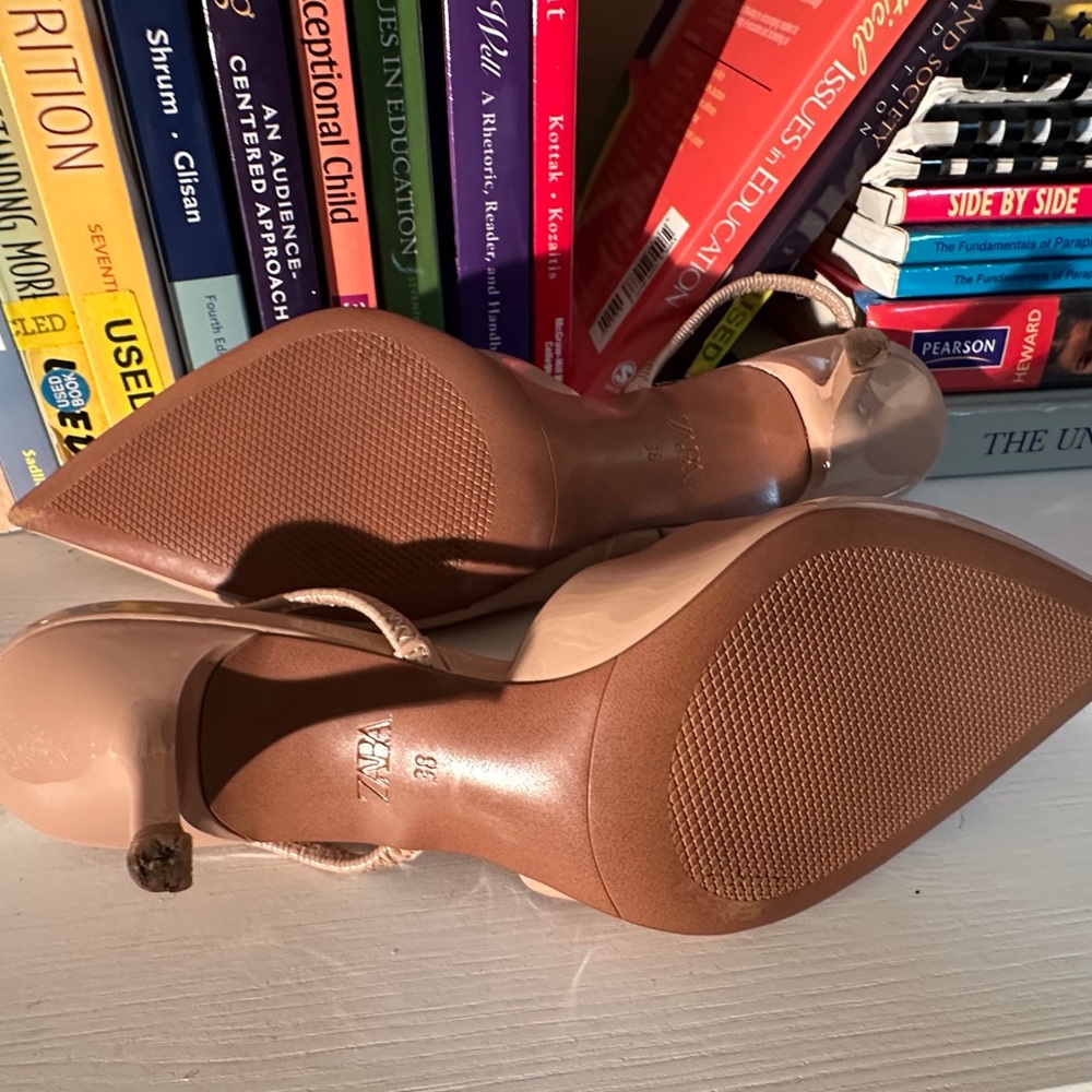 ZARA Women's Nude Patent Slingback Heels - Picture 9 of 9